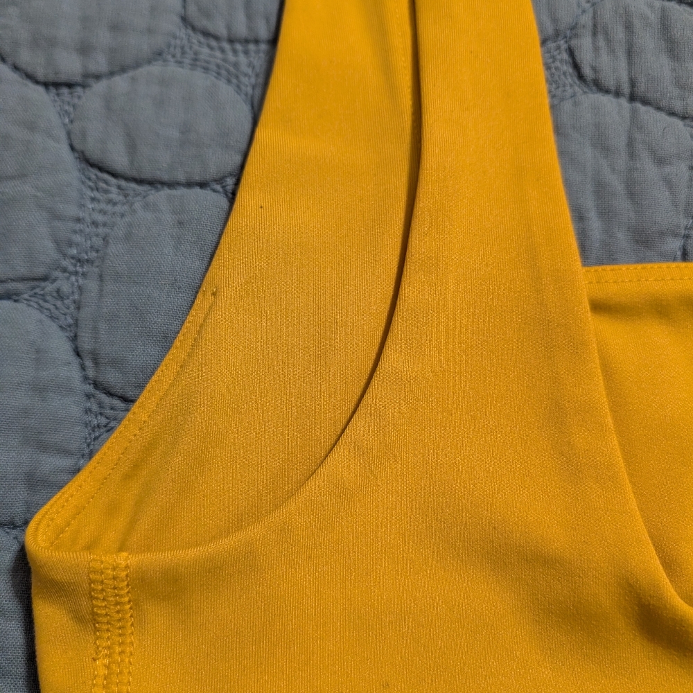 Girlfriend Collective Citrine Tommy Bra - Picture 6 of 7